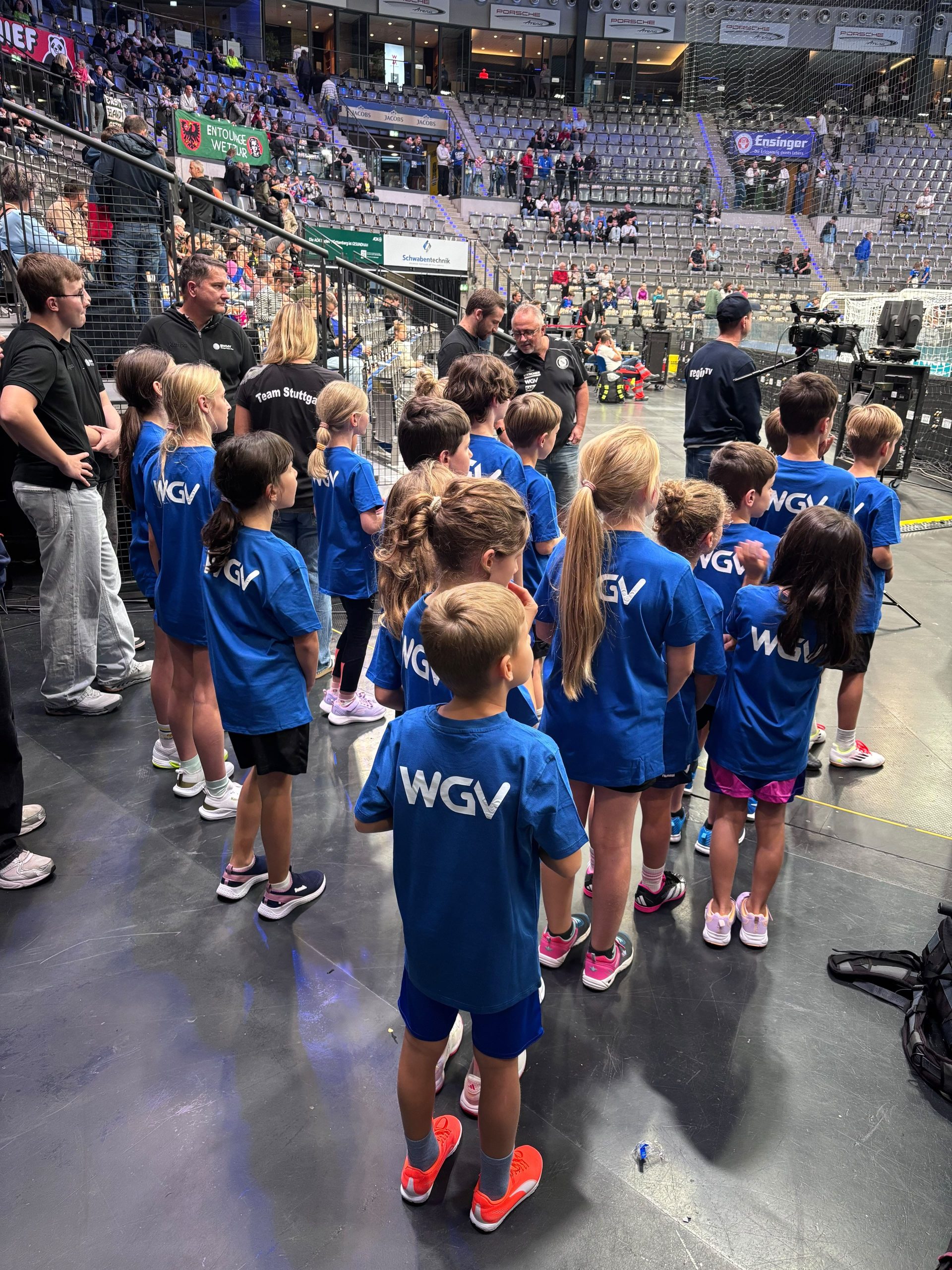 2627-gemF-TVB-Stuttgart-Einlaufkinder-2