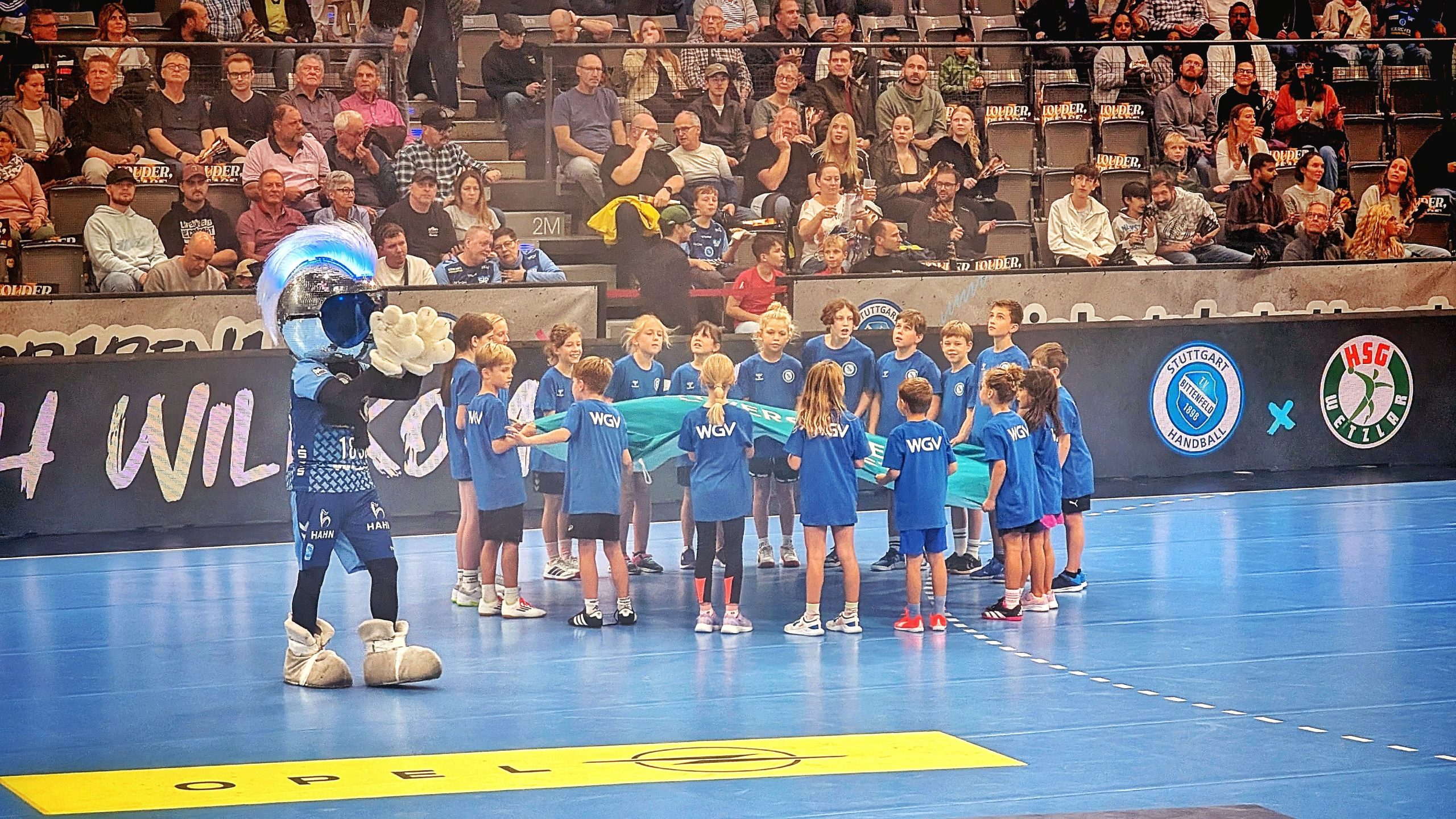 2627-gemF-TVB-Stuttgart-Einlaufkinder-3