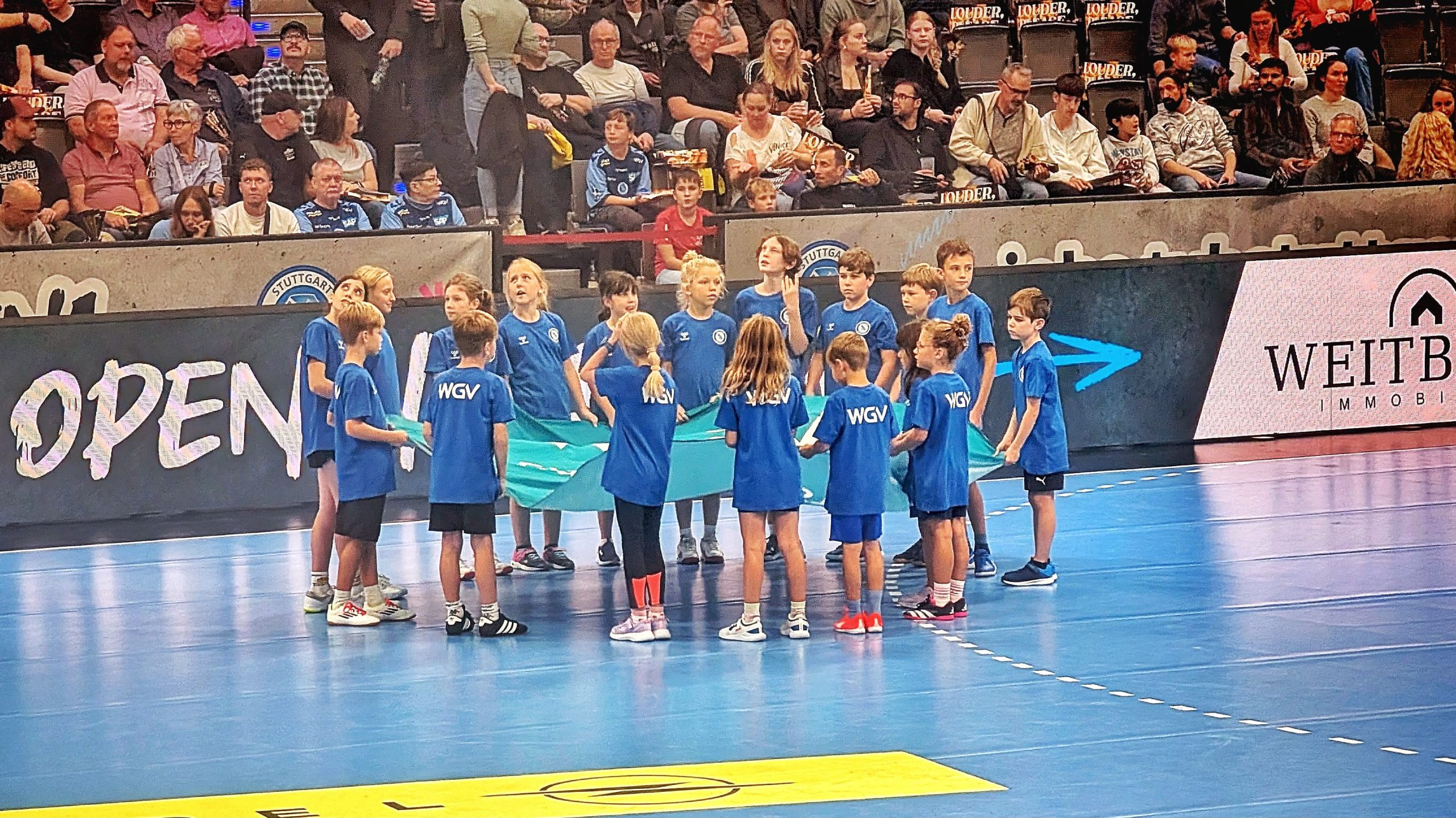 2627-gemF-TVB-Stuttgart-Einlaufkinder-4